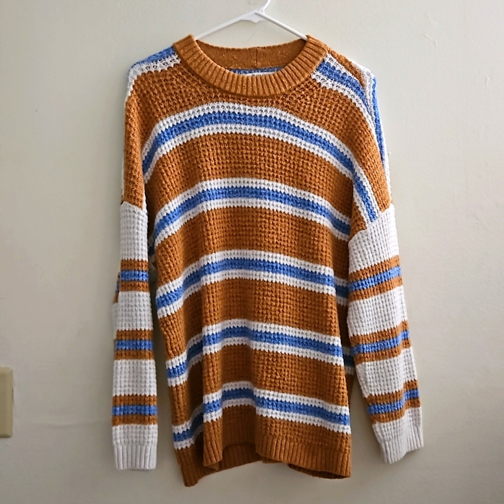 Medium American Eagle Sweater